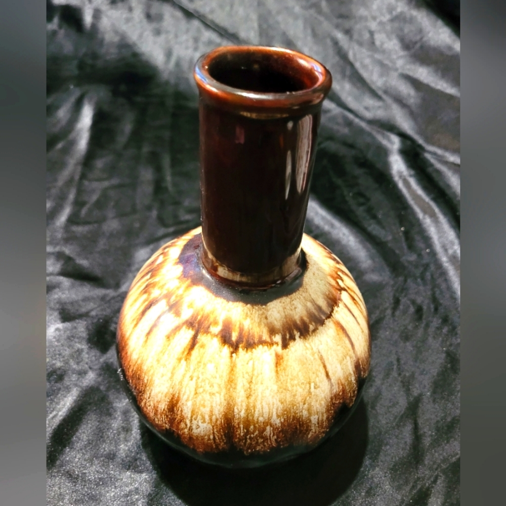 Vintage Brown Drip Glaze Vase~Mid Century Pottery~9 Inch Vase~Pfaltzgraff